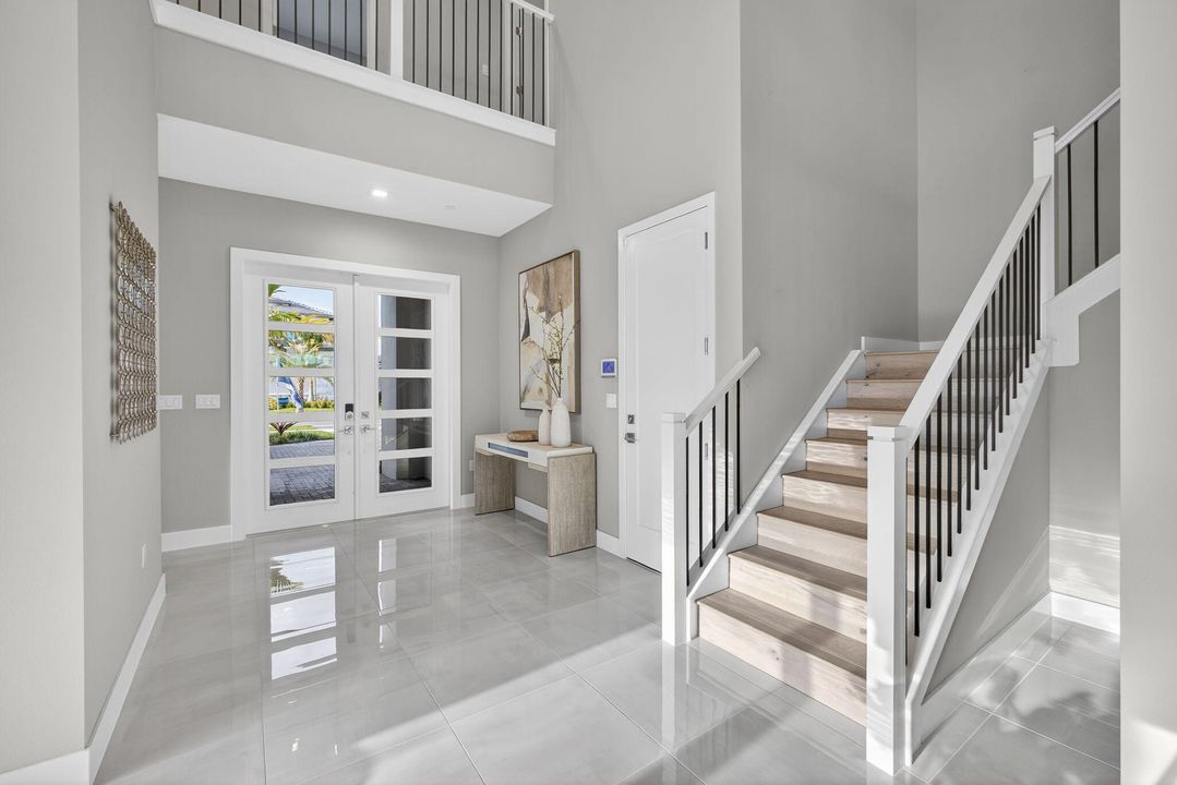 На продажу: $1,823,900 (5 спален, 5 ванн, 5260 Квадратных фут)