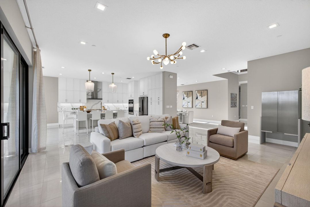 На продажу: $1,823,900 (5 спален, 5 ванн, 5260 Квадратных фут)