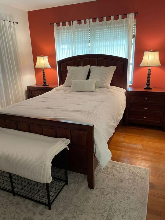 出租: $2,100 (1 贝兹, 1 浴室, 700 平方英尺)