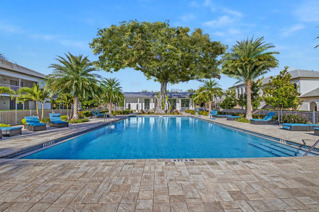 В аренду: $3,900 (3 спален, 2 ванн, 1387 Квадратных фут)