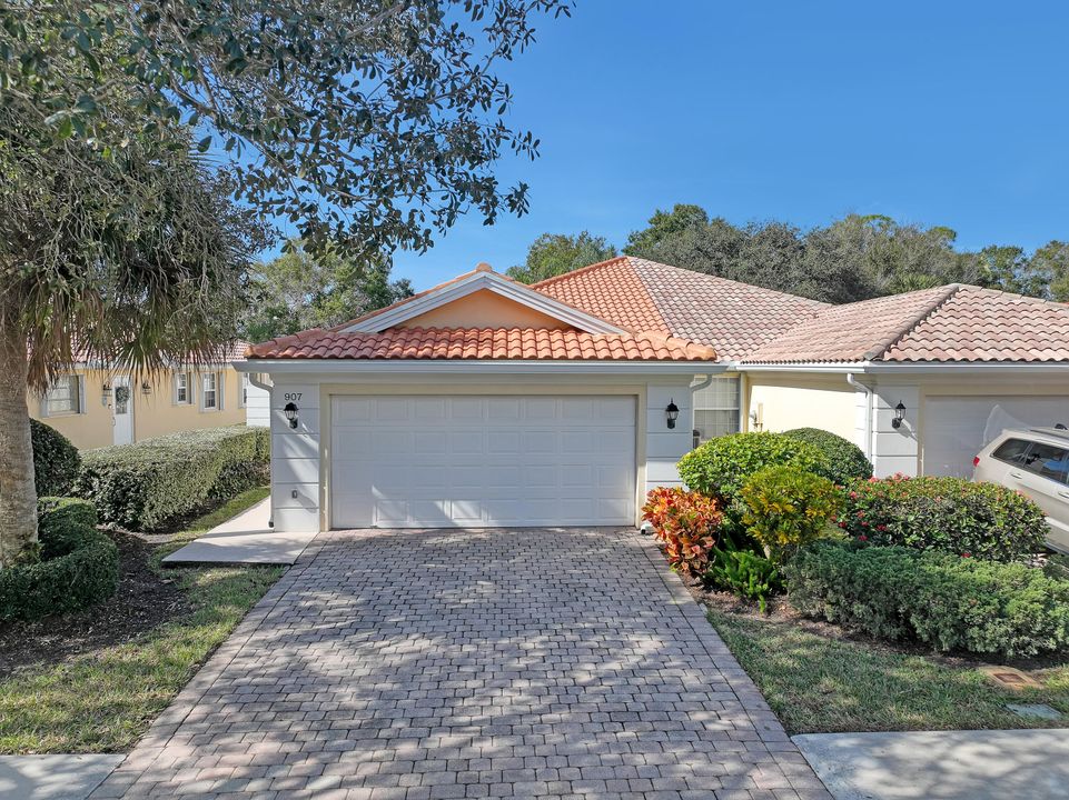 待售: $525,000 (2 贝兹, 2 浴室, 1528 平方英尺)