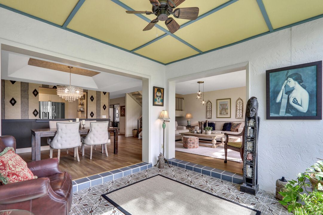 На продажу: $399,000 (3 спален, 2 ванн, 2015 Квадратных фут)