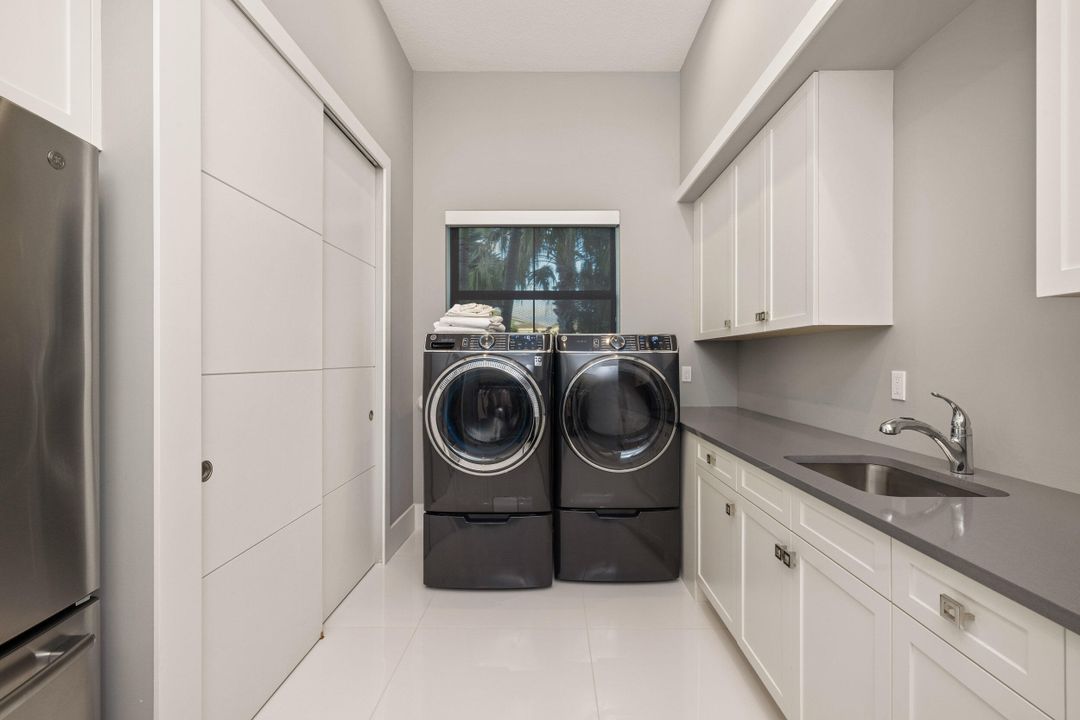 En Venta: $3,550,000 (4 camas, 4 baños, 4268 Pies cuadrados)