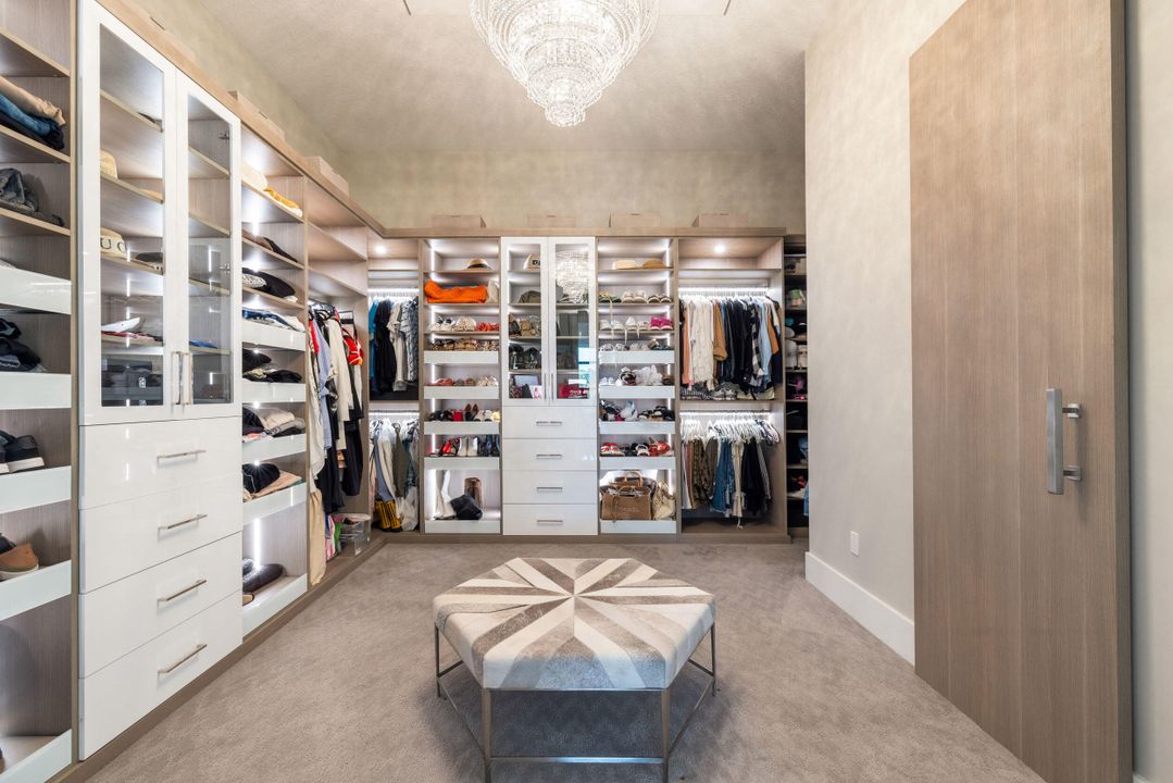 En Venta: $3,550,000 (4 camas, 4 baños, 4268 Pies cuadrados)