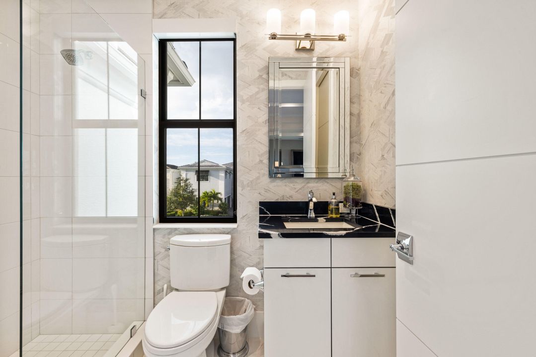 En Venta: $3,550,000 (4 camas, 4 baños, 4268 Pies cuadrados)