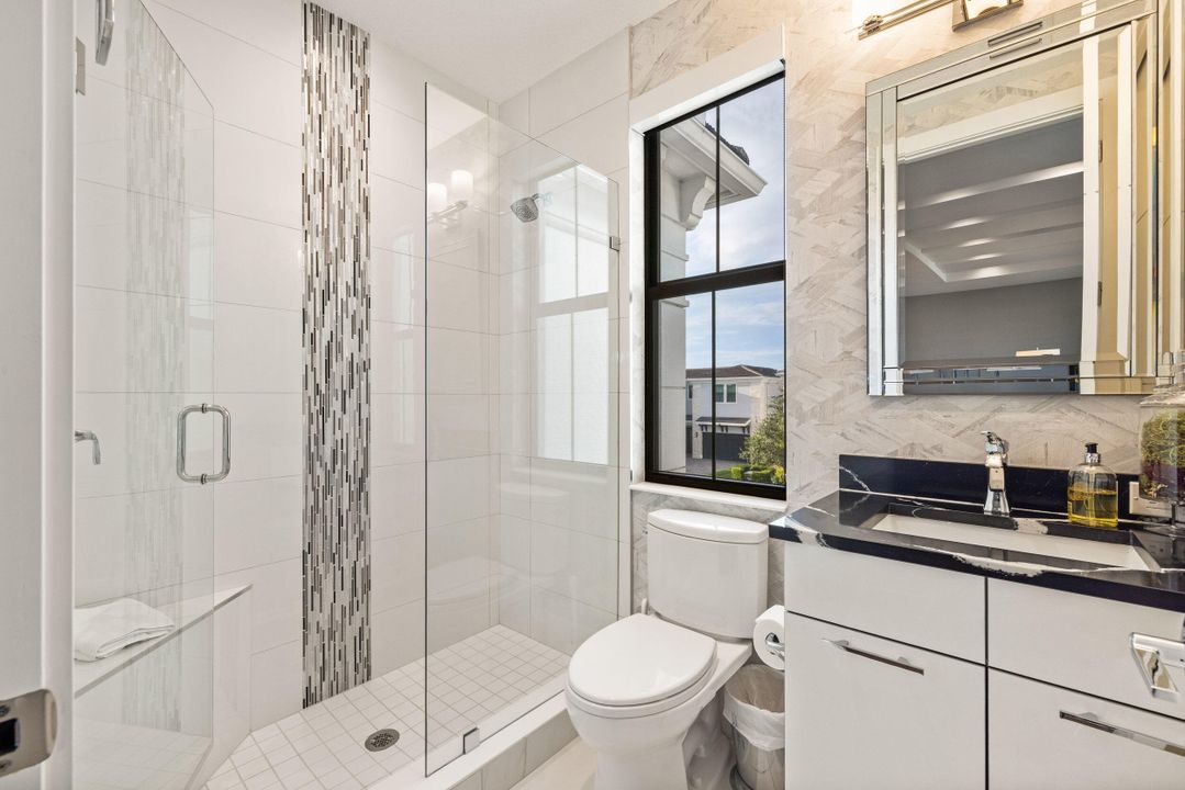 En Venta: $3,550,000 (4 camas, 4 baños, 4268 Pies cuadrados)