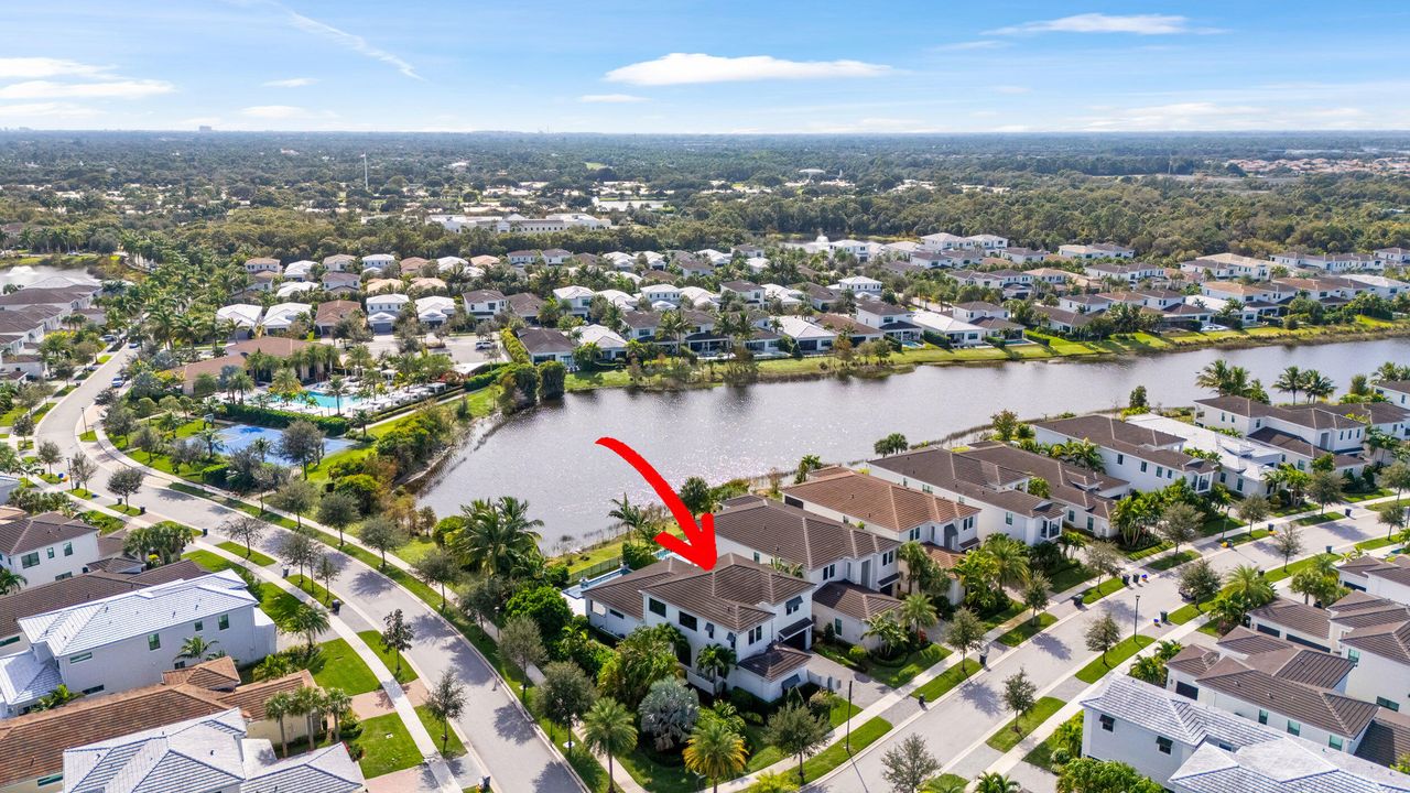 En Venta: $3,550,000 (4 camas, 4 baños, 4268 Pies cuadrados)