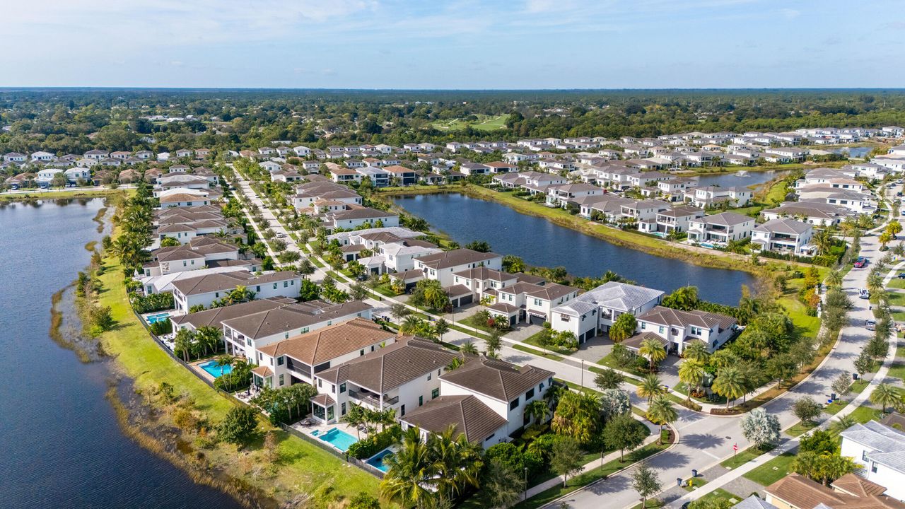 En Venta: $3,550,000 (4 camas, 4 baños, 4268 Pies cuadrados)