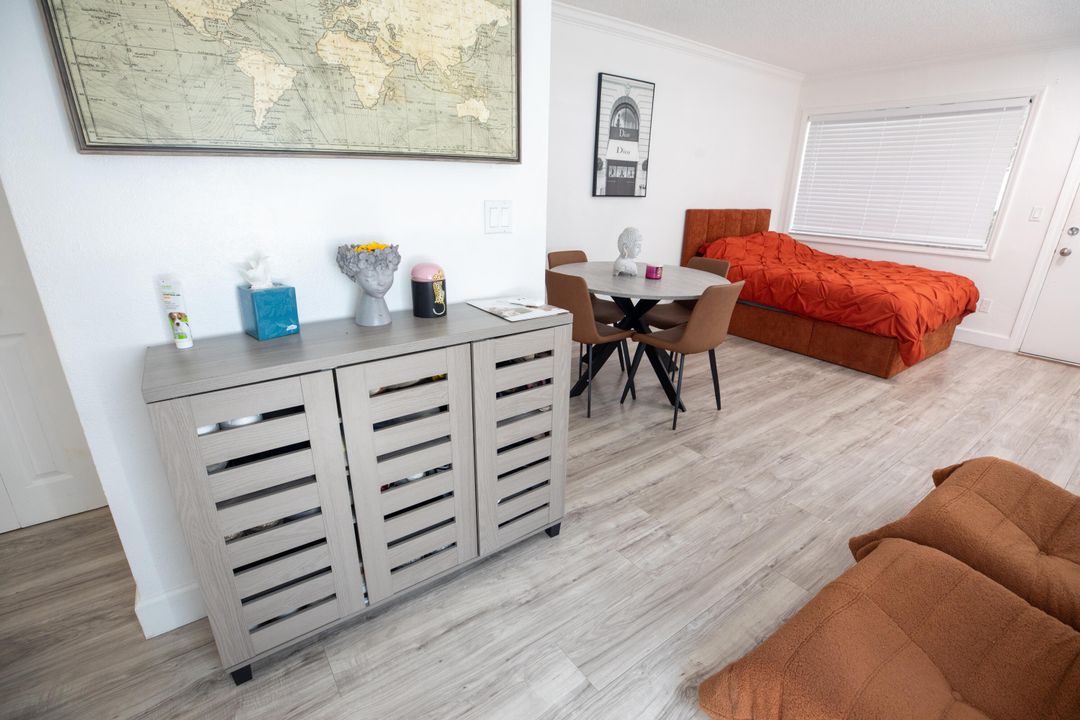 待售: $210,000 (0 贝兹, 1 浴室, 390 平方英尺)