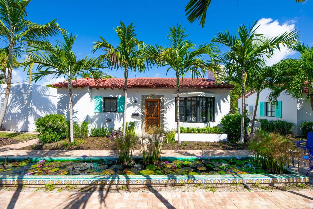 For Rent: $8,000 (2 beds, 2 baths, 1000 Square Feet)