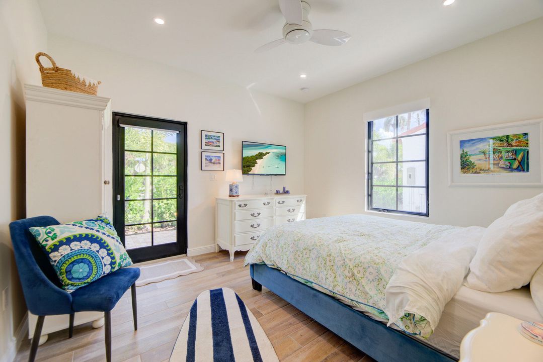 For Rent: $8,000 (2 beds, 2 baths, 1000 Square Feet)