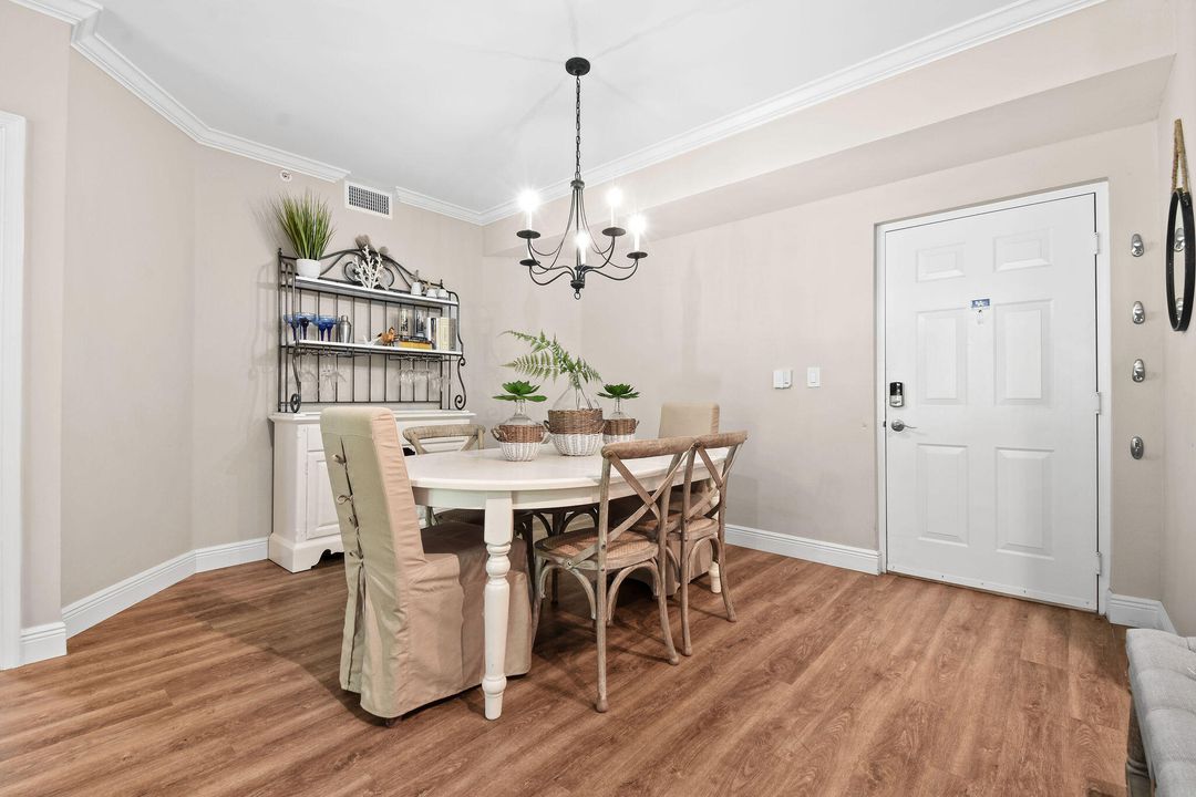 En Venta: $499,500 (3 camas, 2 baños, 1479 Pies cuadrados)