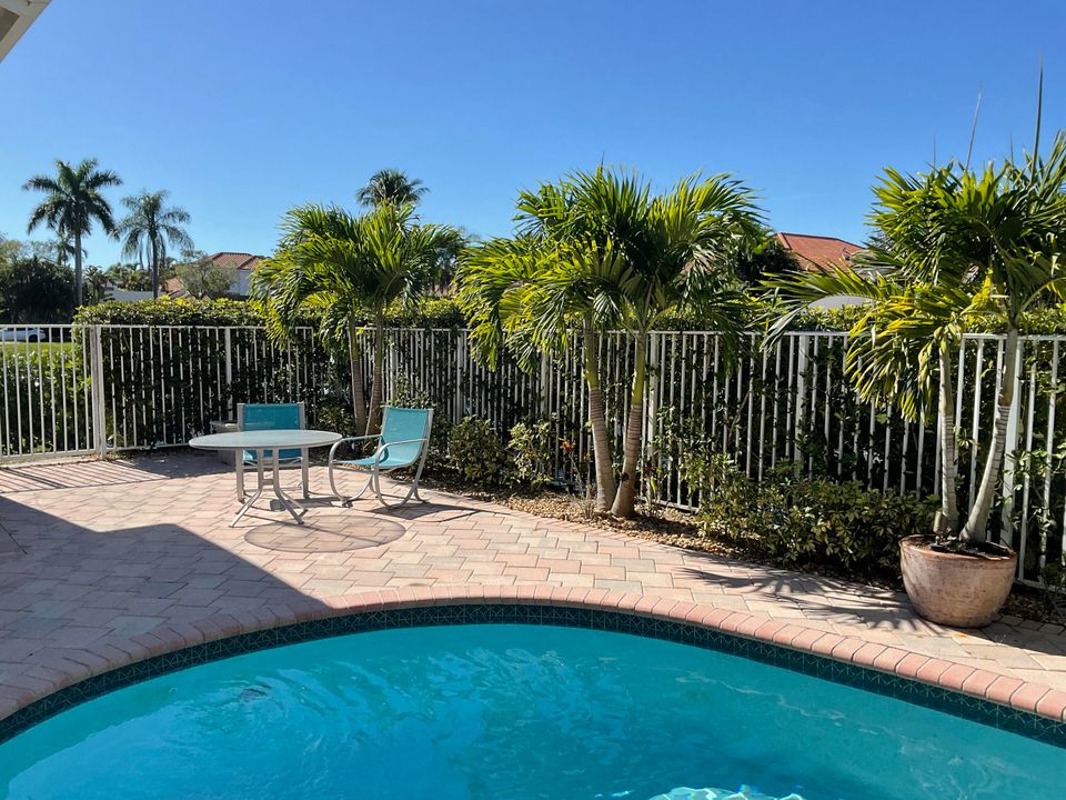 En Venta: $1,350,000 (3 camas, 2 baños, 2841 Pies cuadrados)