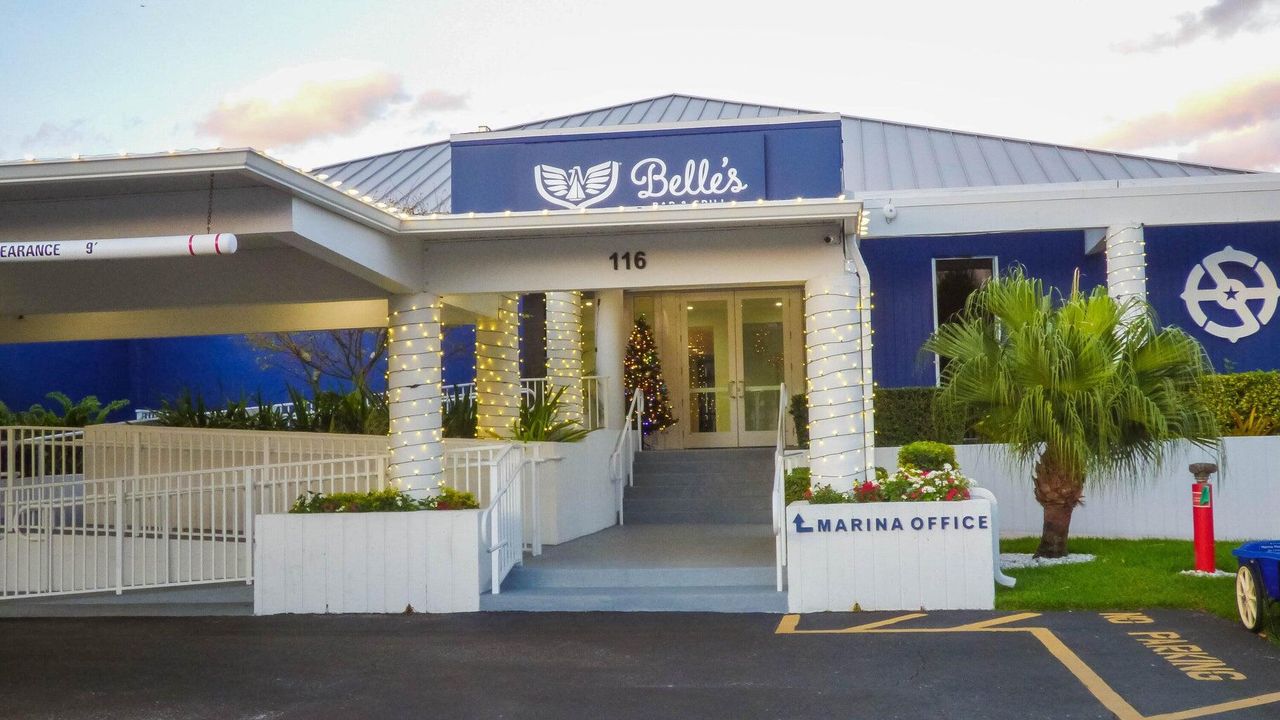 For Rent: $3,950 (2 beds, 2 baths, 1683 Square Feet)