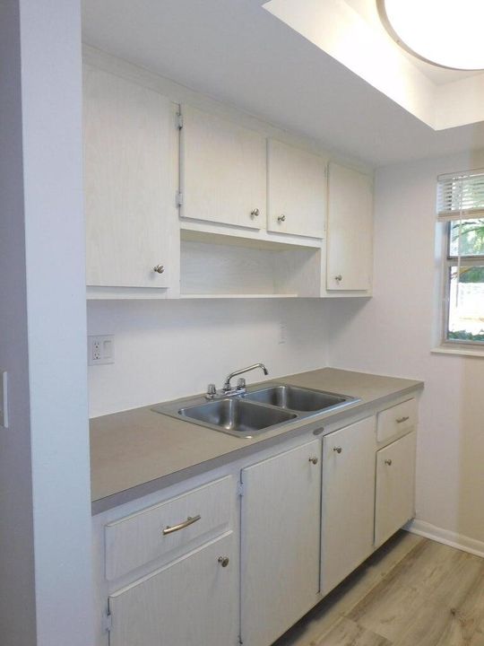 For Rent: $1,750 (1 beds, 1 baths, 625 Square Feet)