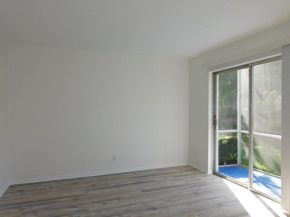 For Rent: $1,750 (1 beds, 1 baths, 625 Square Feet)