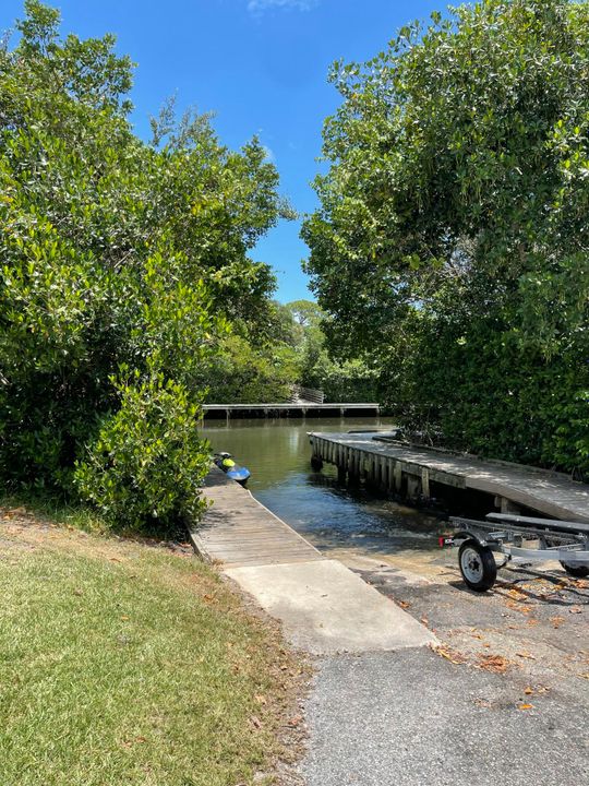 For Sale: $600,000 (3 beds, 3 baths, 1772 Square Feet)