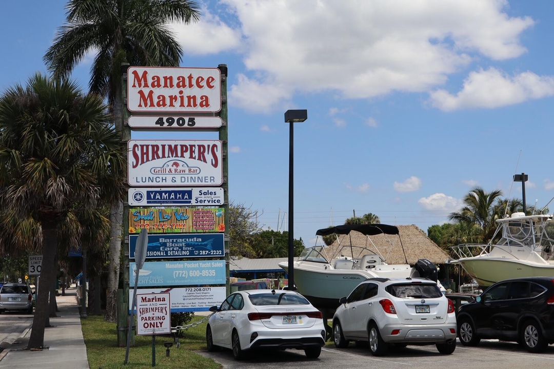 For Sale: $600,000 (3 beds, 3 baths, 1772 Square Feet)