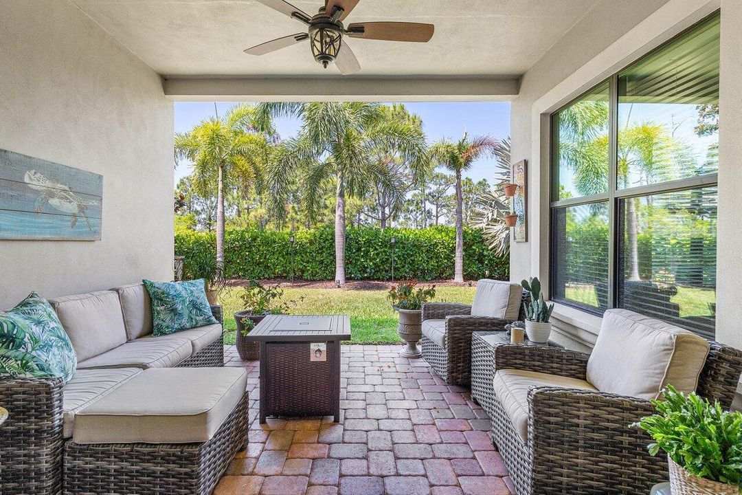 На продажу: $775,000 (3 спален, 3 ванн, 2531 Квадратных фут)