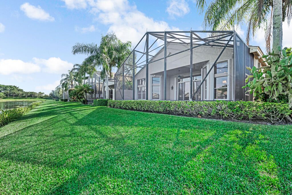 En Venta: $549,000 (4 camas, 2 baños, 2369 Pies cuadrados)