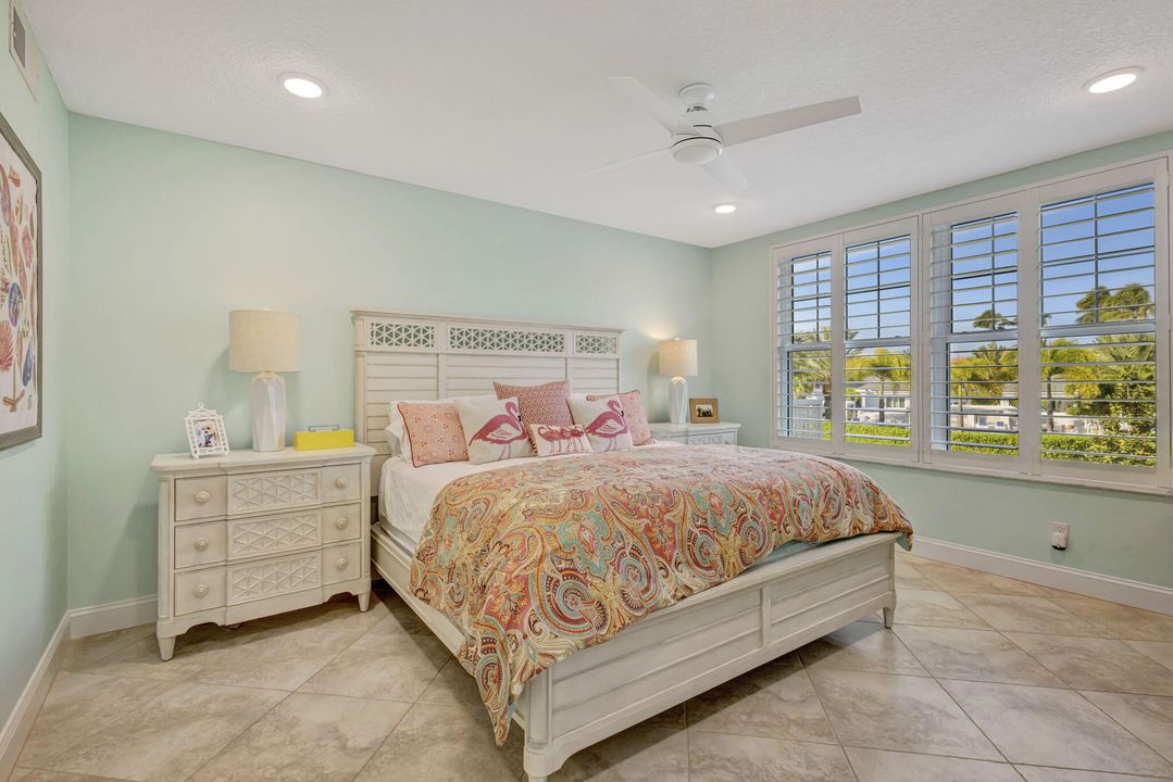 待售: $1,200,000 (3 贝兹, 3 浴室, 1897 平方英尺)