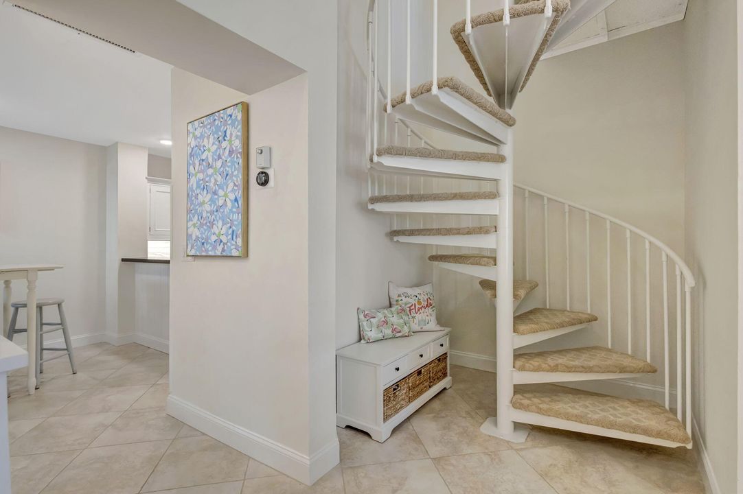 待售: $1,200,000 (3 贝兹, 3 浴室, 1897 平方英尺)