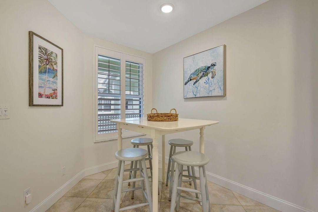 待售: $1,200,000 (3 贝兹, 3 浴室, 1897 平方英尺)