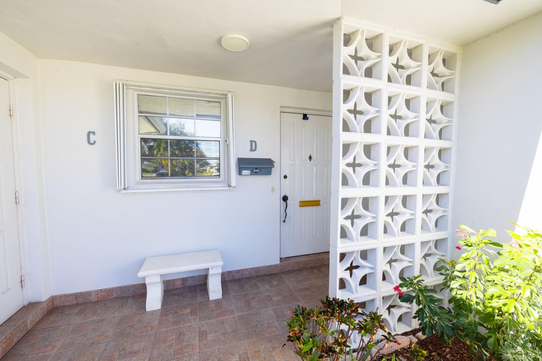 For Sale: $175,000 (2 beds, 2 baths, 1080 Square Feet)