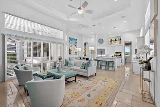 En Venta: $3,450,000 (4 camas, 3 baños, 3600 Pies cuadrados)