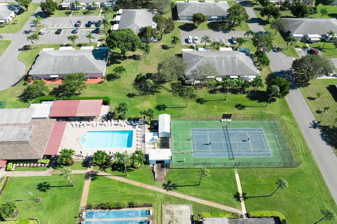 For Sale: $175,000 (2 beds, 2 baths, 1080 Square Feet)