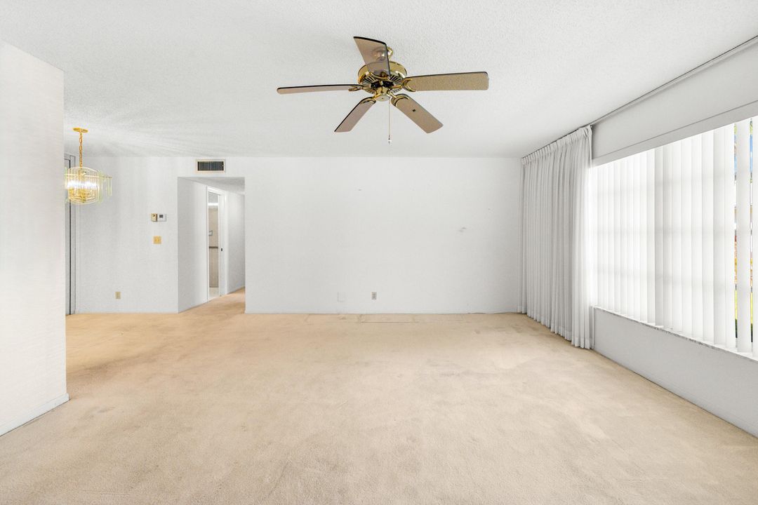 For Sale: $175,000 (2 beds, 2 baths, 1080 Square Feet)