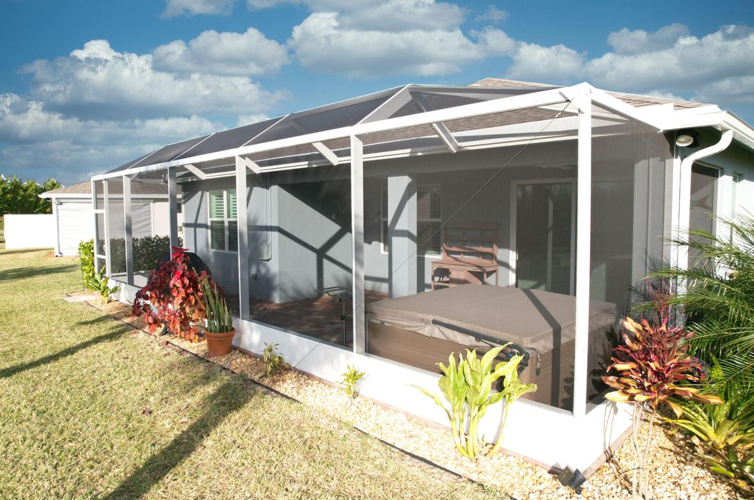 En Venta: $543,000 (3 camas, 2 baños, 2055 Pies cuadrados)