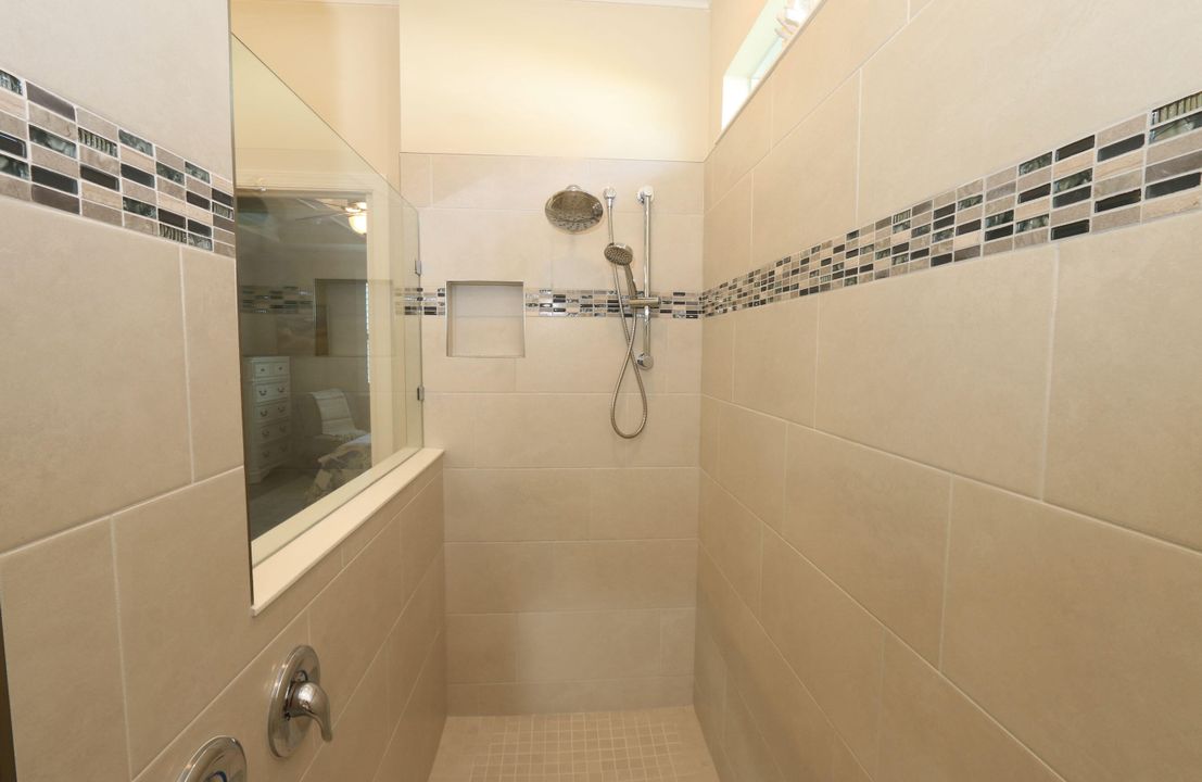 En Venta: $543,000 (3 camas, 2 baños, 2055 Pies cuadrados)