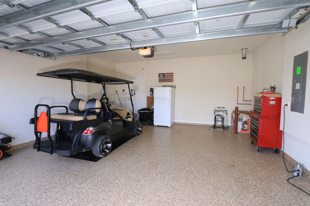 En Venta: $543,000 (3 camas, 2 baños, 2055 Pies cuadrados)