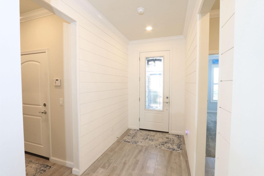 En Venta: $543,000 (3 camas, 2 baños, 2055 Pies cuadrados)