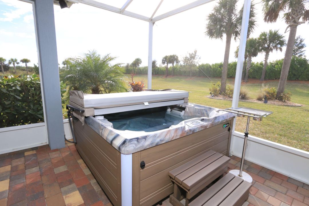 En Venta: $543,000 (3 camas, 2 baños, 2055 Pies cuadrados)