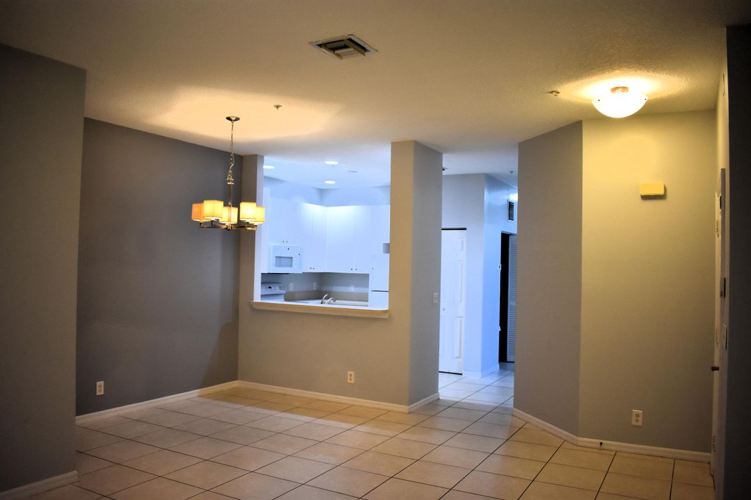 For Rent: $2,500 (3 beds, 2 baths, 1128 Square Feet)