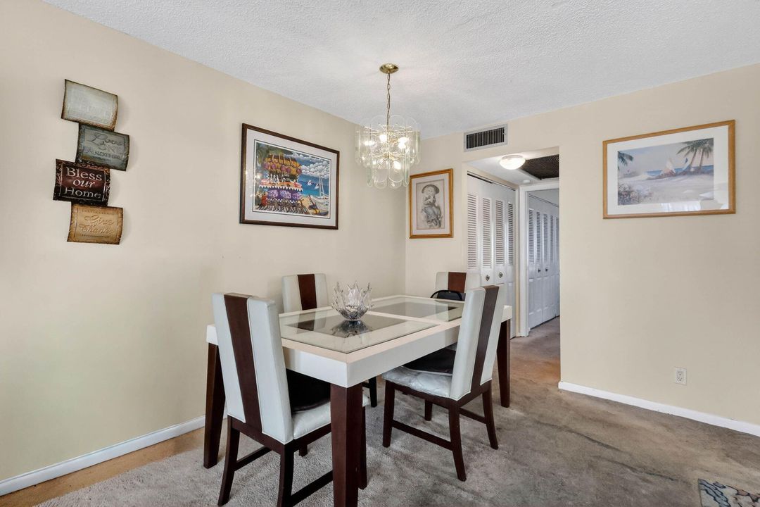 For Sale: $68,900 (1 beds, 1 baths, 702 Square Feet)