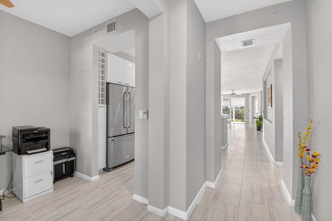 待售: $399,000 (2 贝兹, 2 浴室, 1306 平方英尺)