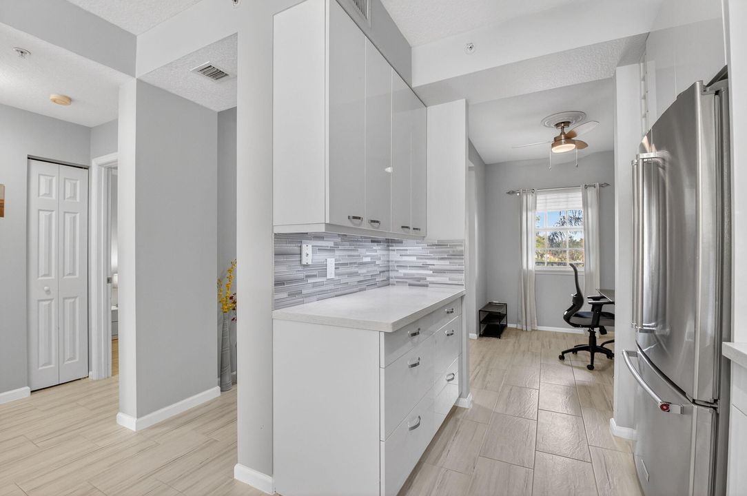 待售: $399,000 (2 贝兹, 2 浴室, 1306 平方英尺)