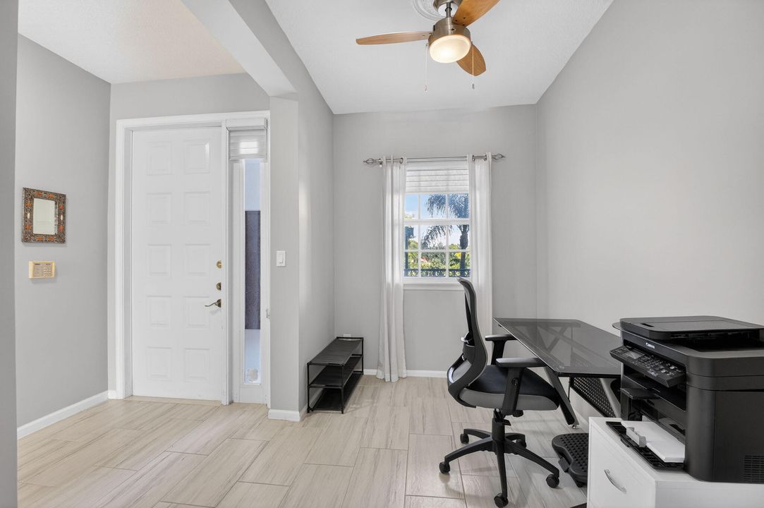 待售: $399,000 (2 贝兹, 2 浴室, 1306 平方英尺)