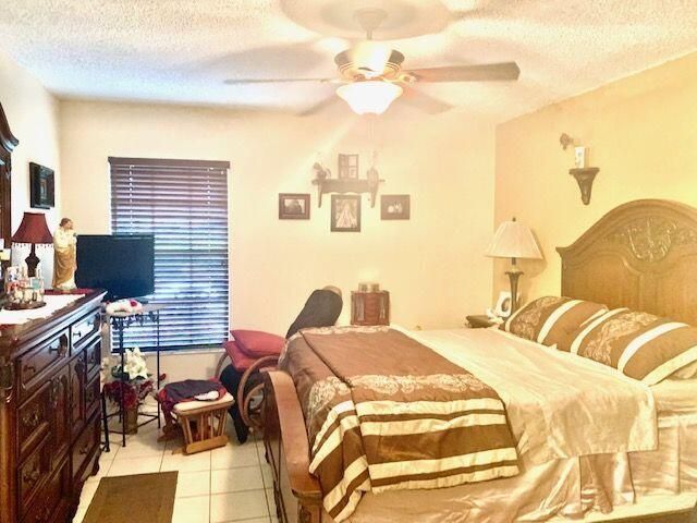 For Sale: $369,000 (2 beds, 2 baths, 1227 Square Feet)