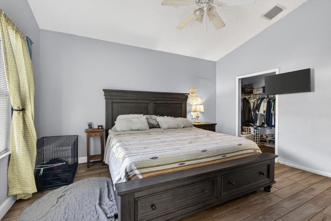 На продажу: $575,000 (4 спален, 2 ванн, 1338 Квадратных фут)