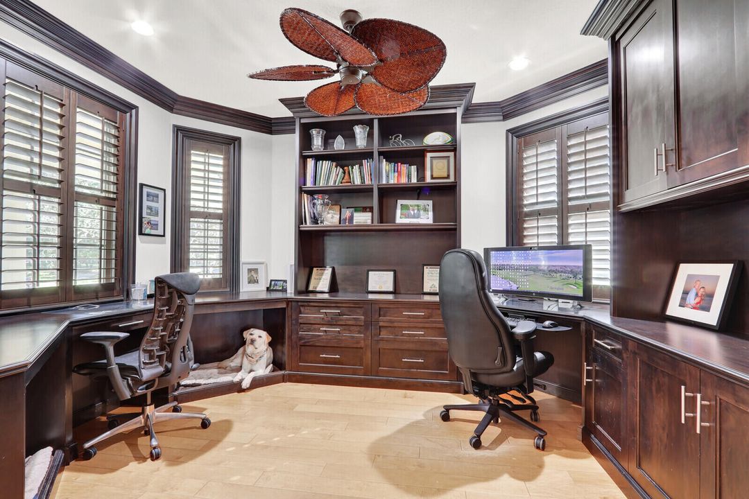 En Venta: $1,895,000 (4 camas, 3 baños, 2597 Pies cuadrados)