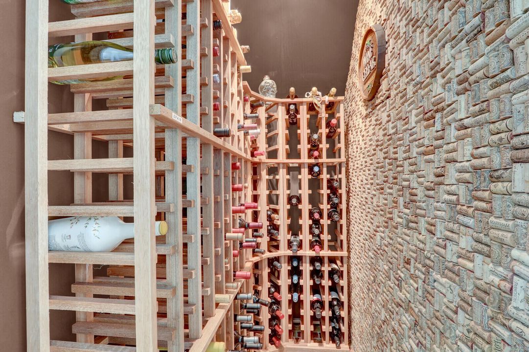 En Venta: $1,895,000 (4 camas, 3 baños, 2597 Pies cuadrados)