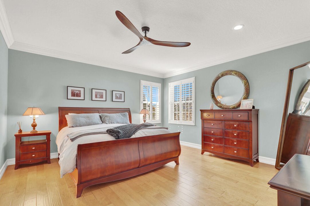 En Venta: $1,895,000 (4 camas, 3 baños, 2597 Pies cuadrados)