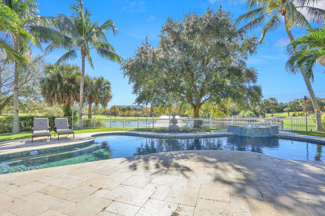 En Venta: $1,895,000 (4 camas, 3 baños, 2597 Pies cuadrados)