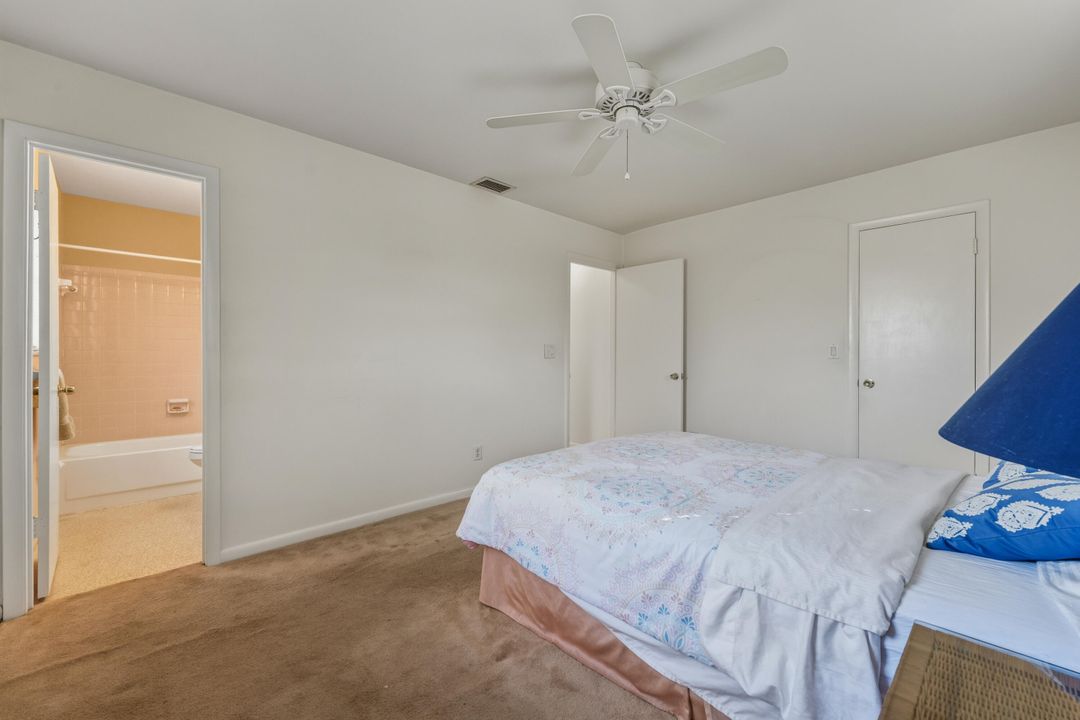 待售: $345,000 (2 贝兹, 2 浴室, 962 平方英尺)