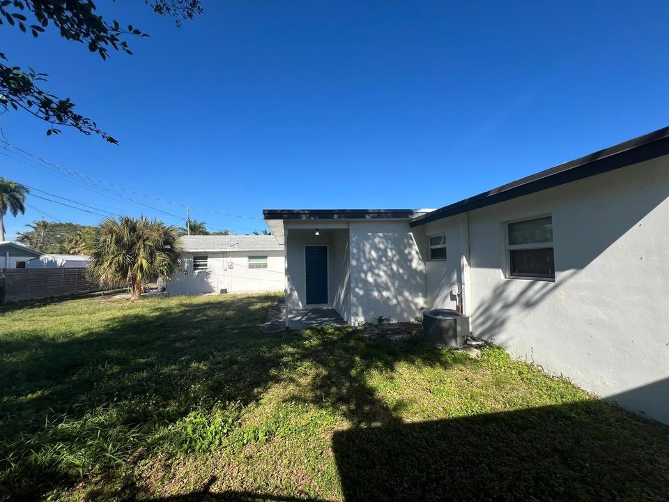 For Sale: $529,900 (3 beds, 2 baths, 1135 Square Feet)