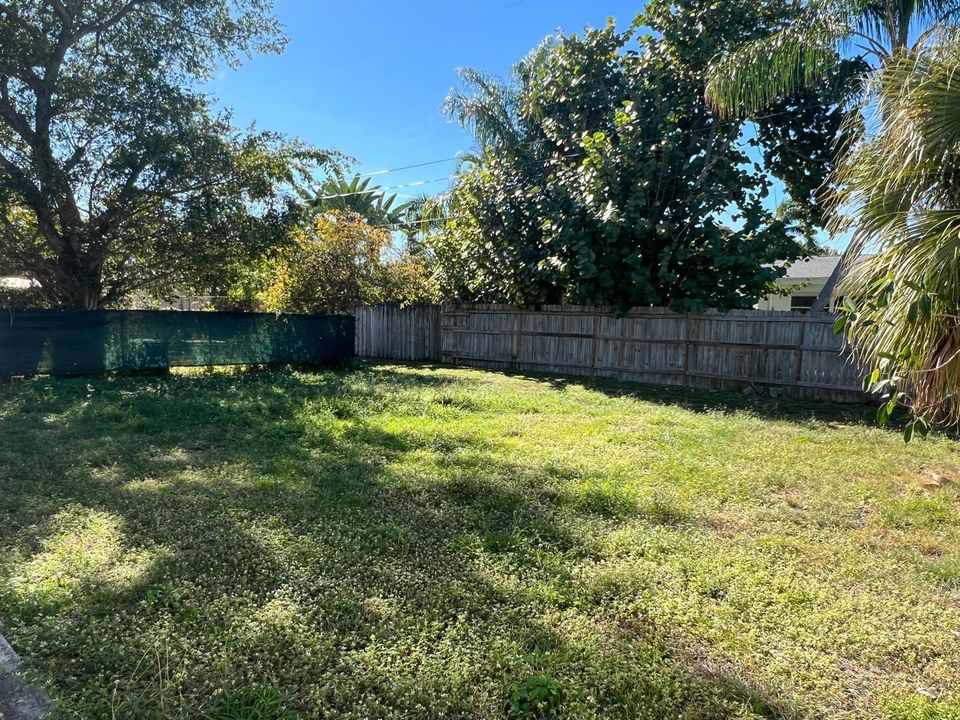 For Sale: $529,900 (3 beds, 2 baths, 1135 Square Feet)